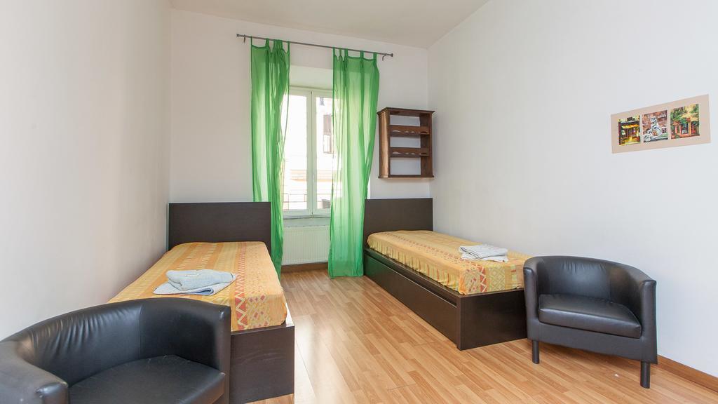 Rental In Rome Santini Apartment Quarto foto