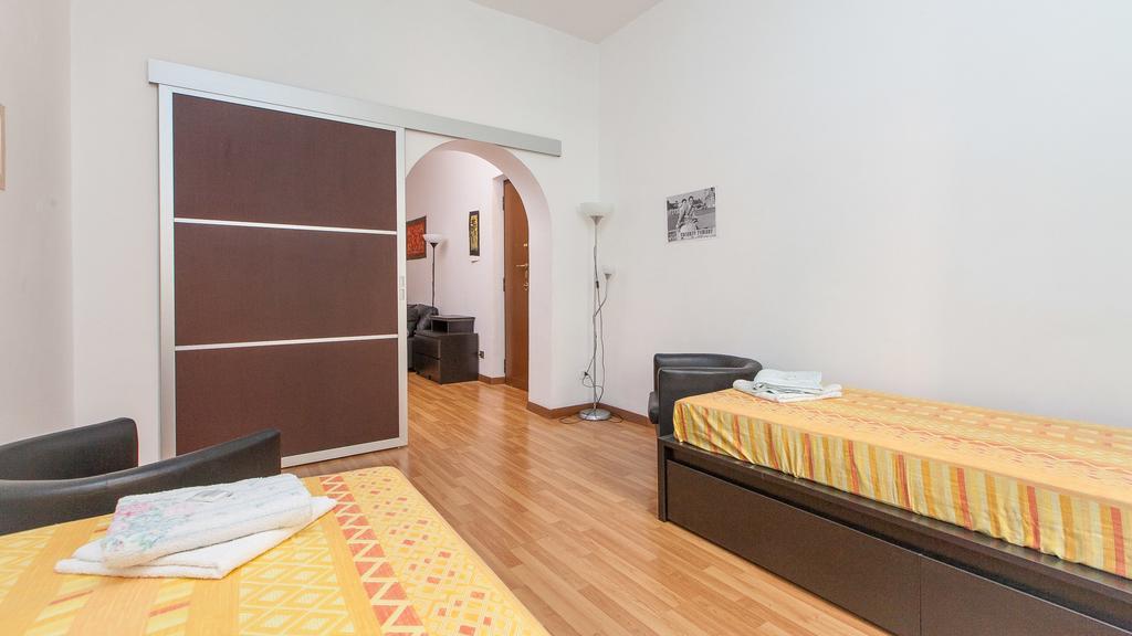 Rental In Rome Santini Apartment Quarto foto